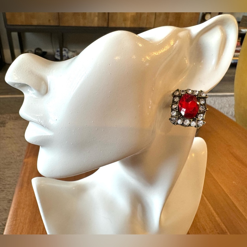 Vintage Red Gem Rectangular Earrings - image 1